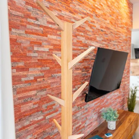 Aurora Schaar 3 아파트